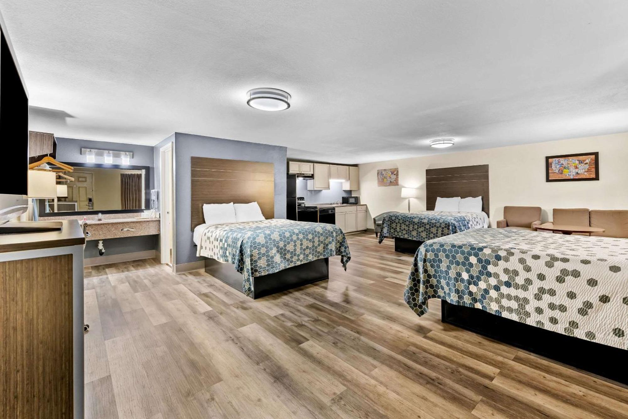 Econo Lodge Kingsport Bagian luar foto